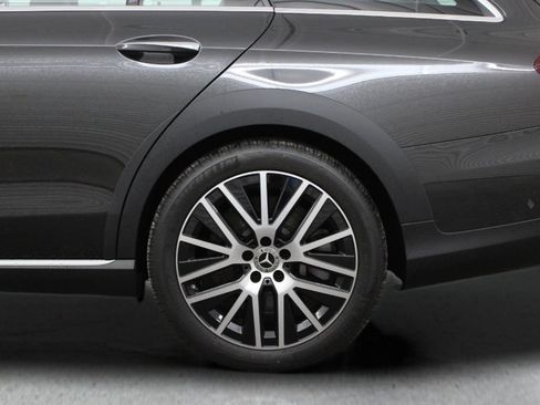 Used 2023 Mercedes-Benz E 450 4MATIC All-Terrain Wagon image 8