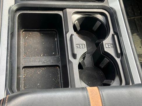 Used 2024 Ford F250 Platinum image 36