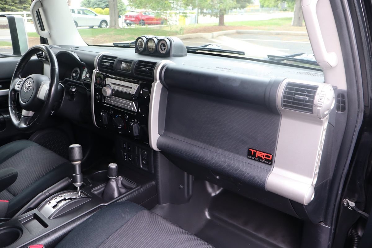 Used 2007 Toyota FJ Cruiser 4WD image 17