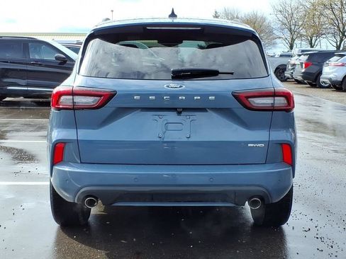 Used 2023 Ford Escape ST-Line Elite AWD/4WD image 4