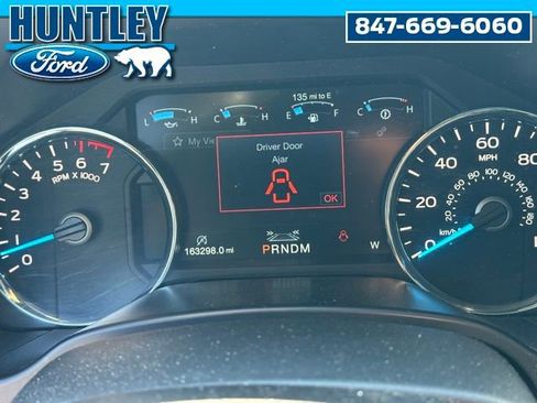 Used 2019 Ford F150 Platinum w/ Equipment Group 701A Luxury image 28