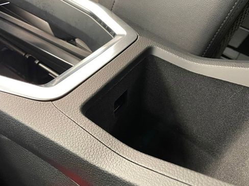 Used 2021 Audi e-tron Premium Plus w/ Premium Plus Package image 45