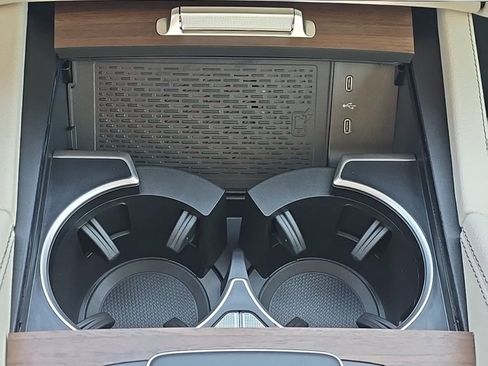 New 2026 Mercedes-Benz GLS 450 4MATIC image 21