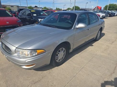 Used 2005 Buick Le Sabre Limited FWD image 1