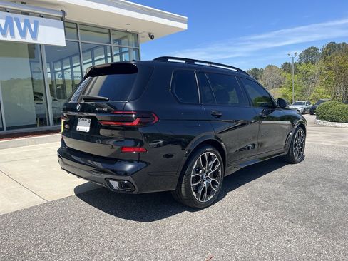 New 2026 BMW X7 xDrive40i w/ M Sport Package AWD/4WD image 8