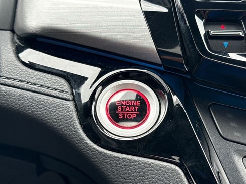 Certified 2023 Honda Odyssey Touring image 30