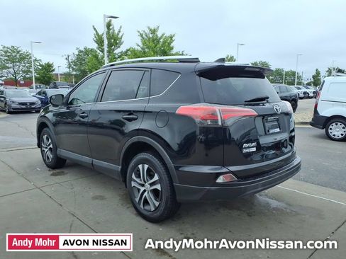 Used 2016 Toyota RAV4 LE FWD image 6