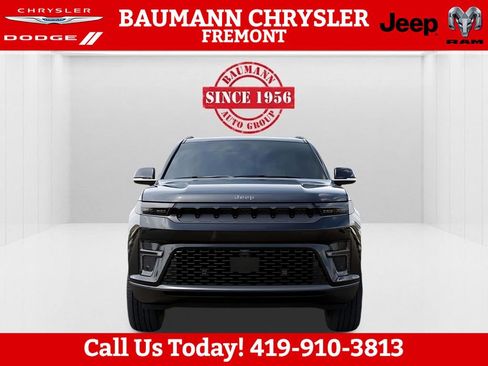 New 2026 Jeep Grand Wagoneer Limited AWD/4WD image 6