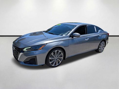 Used 2023 Nissan Altima 2.5 SL FWD image 8