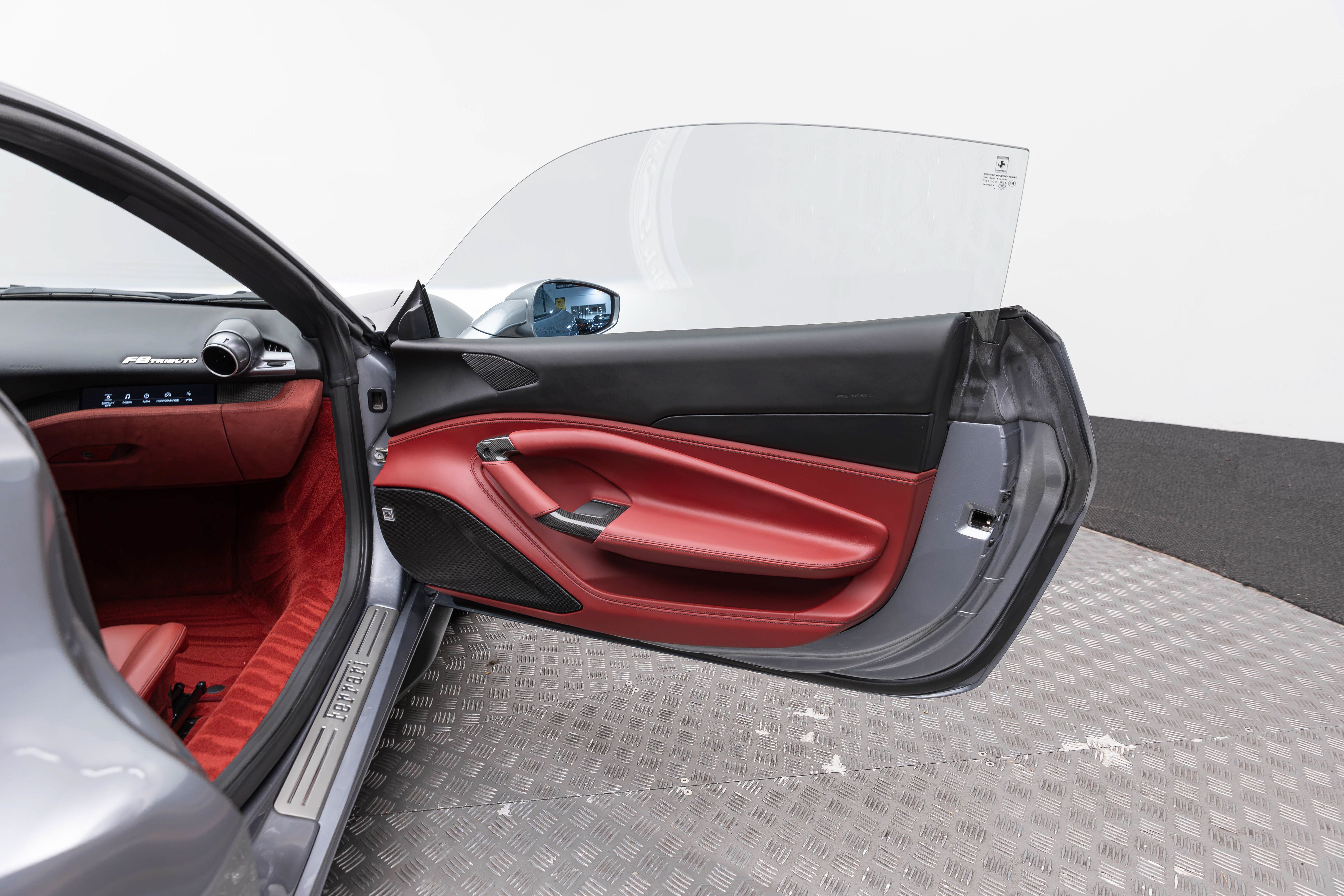 Used 2020 Ferrari F8 Tributo RWD image 42