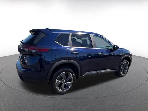 Used 2025 Nissan Rogue SV FWD image 14
