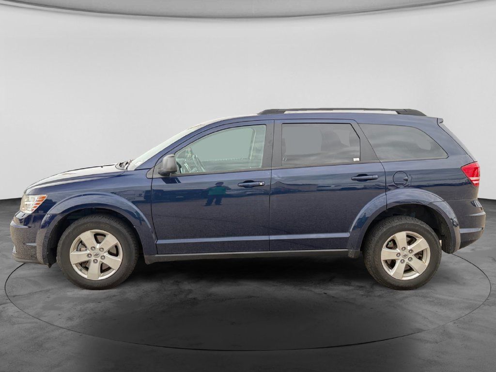 Used 2018 Dodge Journey SE w/ Connectivity Group FWD image 6