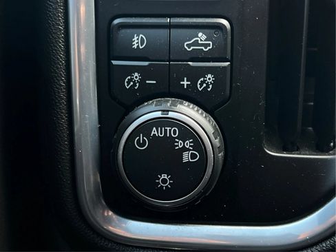 Used 2021 Chevrolet Silverado 1500 RST AWD/4WD image 23