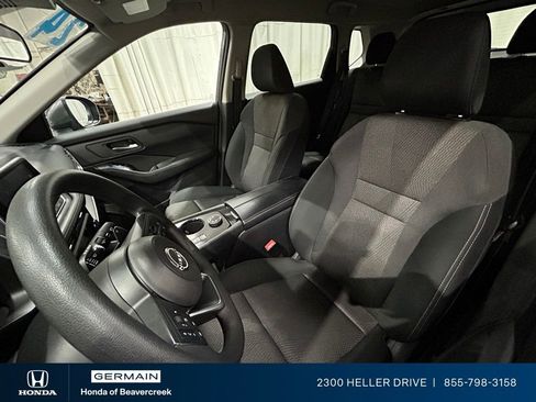 Used 2024 Nissan Rogue SV AWD/4WD image 26