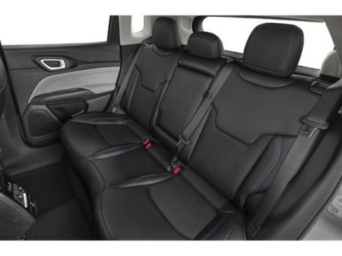 Used 2022 Jeep Compass Latitude AWD/4WD image 35