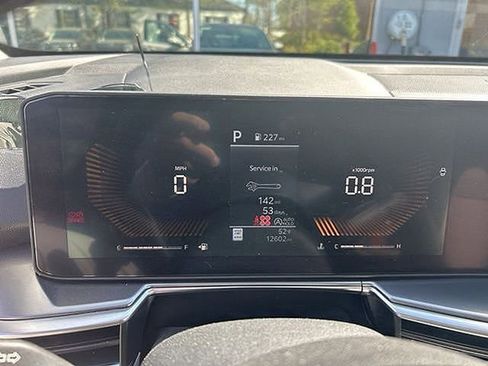 Used 2025 Kia Sorento EX w/ Panoramic Sunroof Package image 14