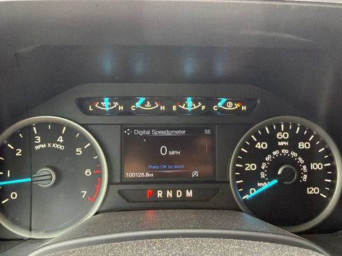 Used 2018 Ford F150 XLT w/ Equipment Group 302A Luxury AWD/4WD image 26