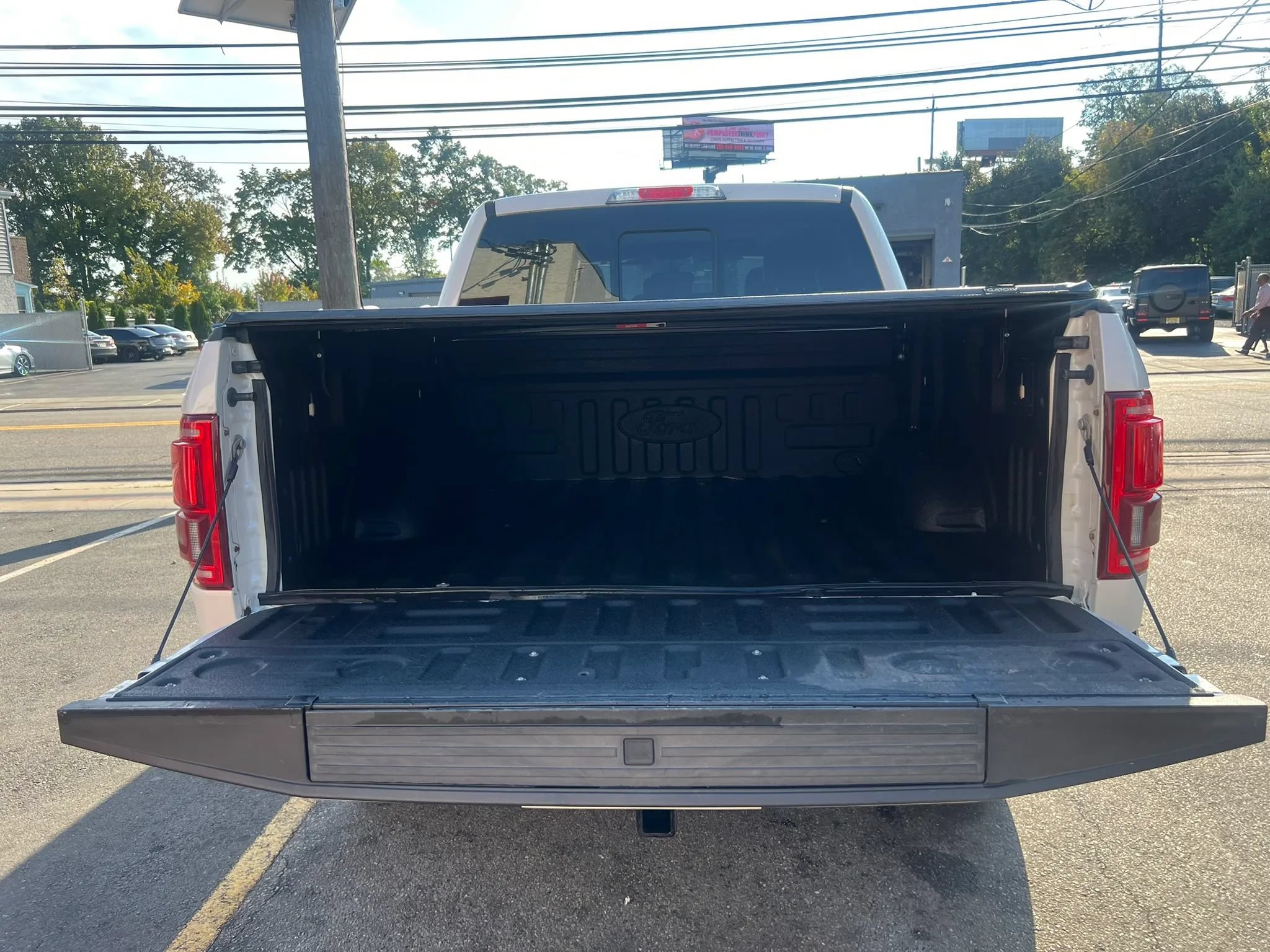 Used 2015 Ford F150 Platinum w/ Trailer Tow Package AWD/4WD image 8