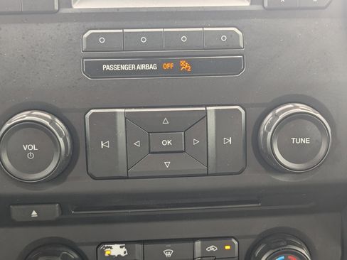 Used 2017 Ford F150 XL w/ Equipment Group 101A Mid image 22