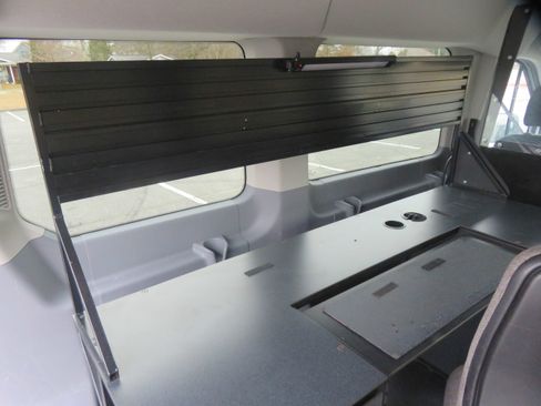 Used 2019 Ford Transit 150 XLT image 23