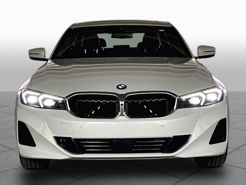 Used 2025 BMW 330i Sedan RWD image 3