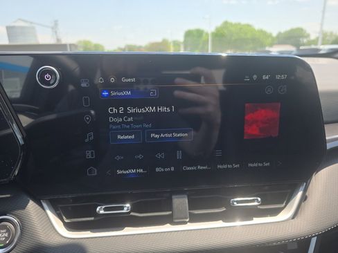 New 2026 Chevrolet Equinox LT w/ Convenience Package II image 18