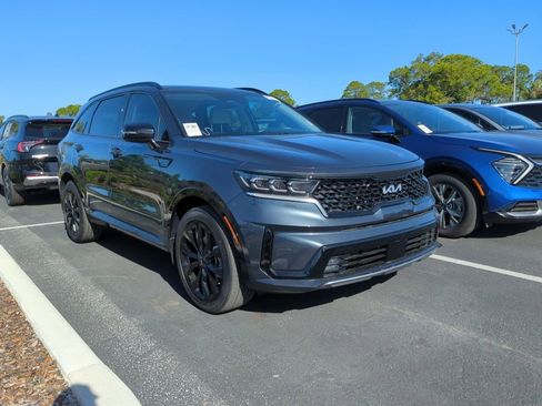 Certified 2023 Kia Sorento SX image 1