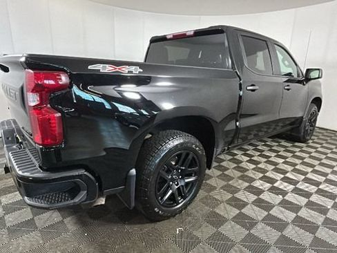 Used 2024 Chevrolet Silverado 1500 Custom AWD/4WD image 2