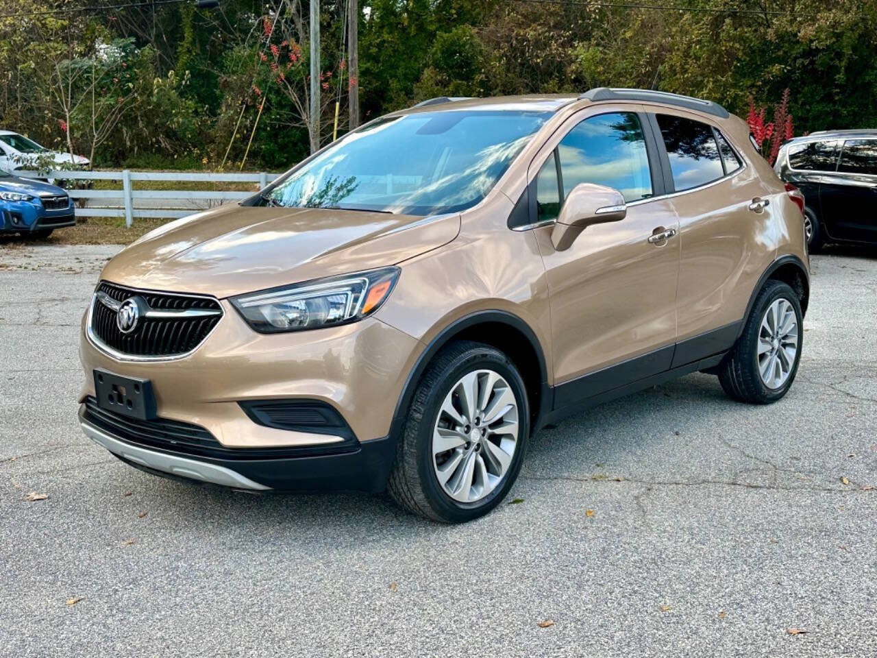 Used 2018 Buick Encore Preferred AWD/4WD image 3
