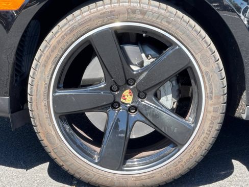Used 2019 Porsche Macan S AWD/4WD image 42