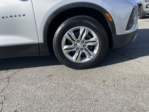 Used 2021 Chevrolet Blazer LT image 32