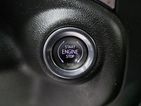Used 2020 GMC Sierra 1500 Elevation w/ Elevation Value Package AWD/4WD image 16
