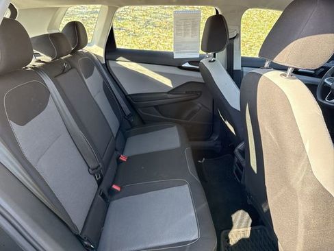 Used 2022 Volkswagen Taos S image 16