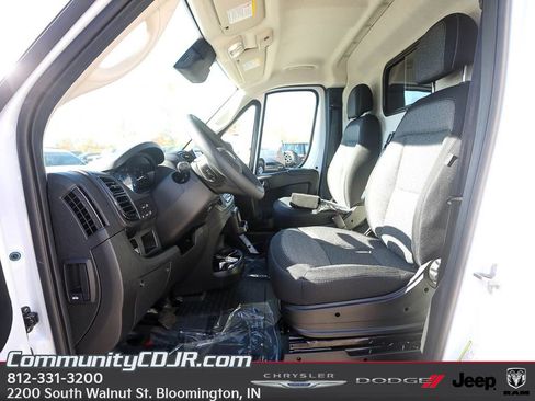 New 2026 RAM ProMaster 2500 w/ Convenience Group image 11