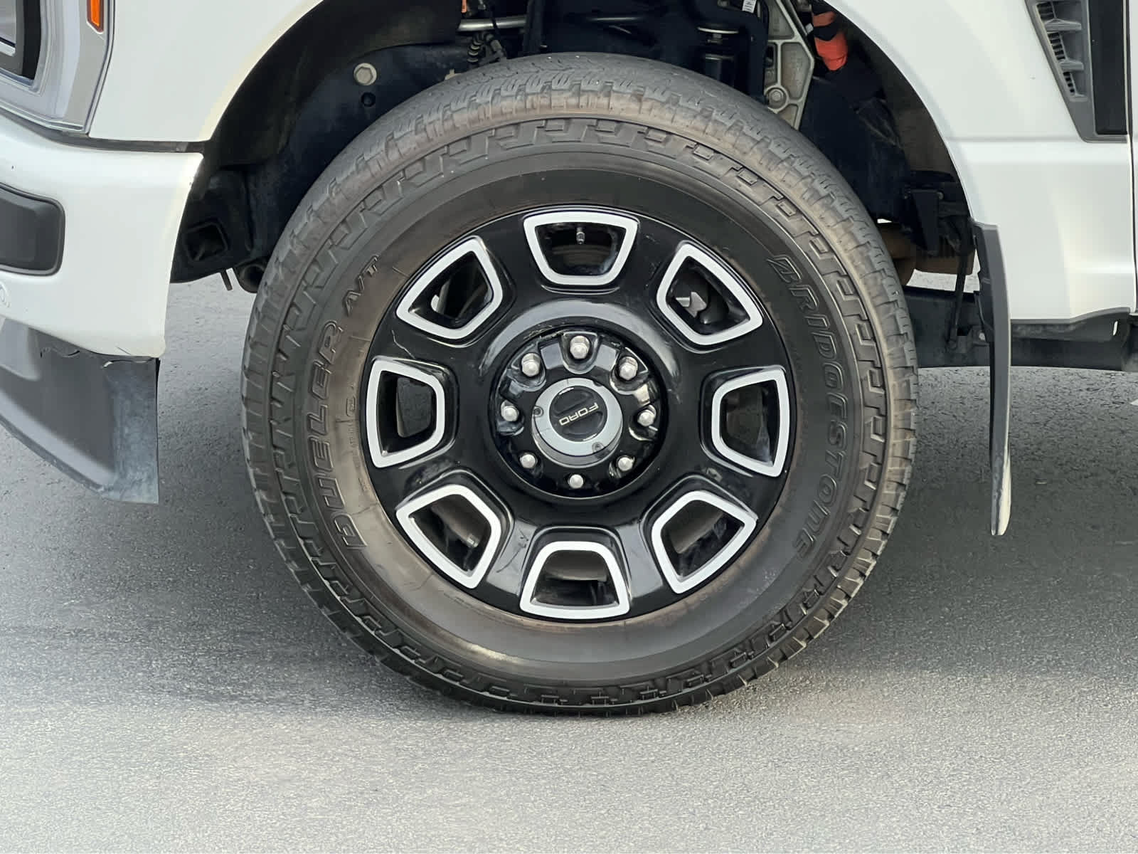 Certified 2026 Ford F350 Platinum AWD/4WD image 14
