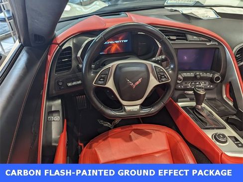 Used 2015 Chevrolet Corvette Z06 w/ 3LZ Preferred Equipment Group image 5
