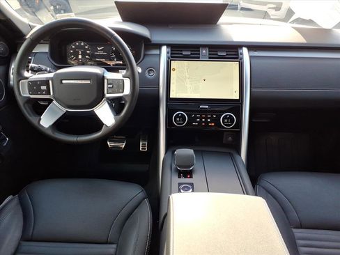 Certified 2023 Land Rover Discovery S R-Dynamic image 4