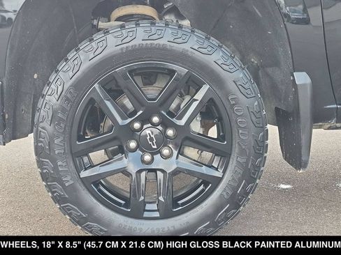 Used 2022 Chevrolet Silverado 1500 Custom Trail Boss w/ Midnight Edition AWD/4WD image 15