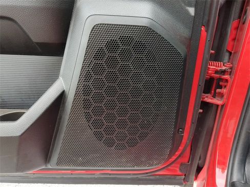 Used 2024 RAM 1500 Classic SLT image 21