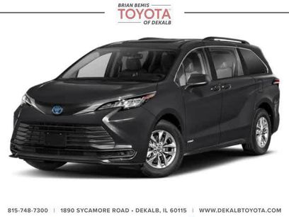 Certified 2022 Toyota Sienna LE
