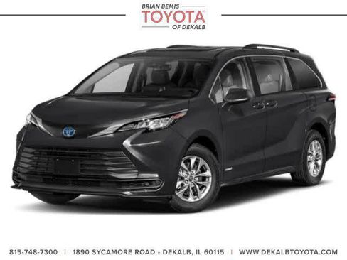 Certified 2022 Toyota Sienna LE image 1