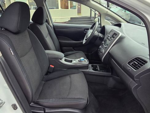 Used 2016 Nissan Leaf S w/ Charger Package image 14