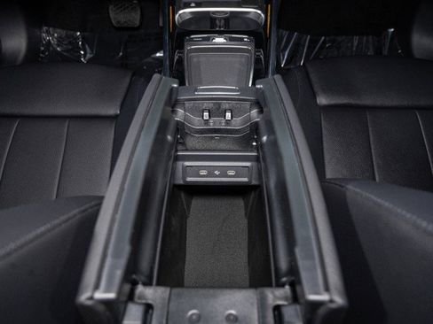 New 2026 Mercedes-Benz GLB 250 image 20