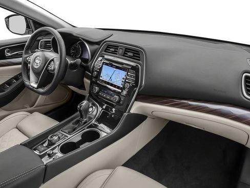 Used 2016 Nissan Maxima Platinum w/ Interior Lighting Package FWD image 16