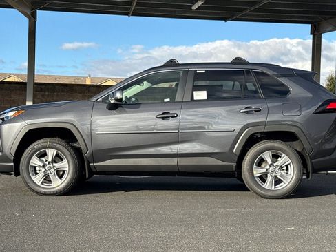 New 2025 Toyota RAV4 XLE image 7