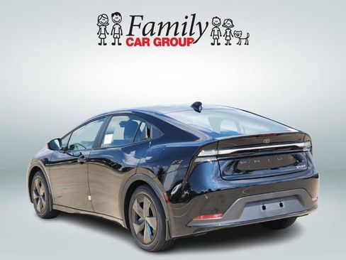 New 2026 Toyota Prius Plug-In Hybrid image 3