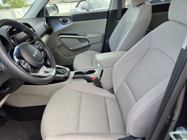 Certified 2024 Kia Soul EX FWD image 14