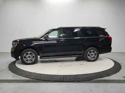 Used 2025 Ford Expedition Max Active RWD image 5