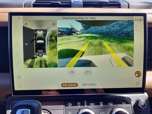 Used 2026 Land Rover Defender 110 S AWD/4WD image 20