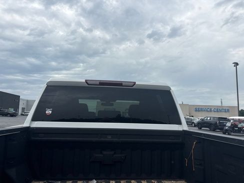 Used 2020 Chevrolet Silverado 2500 Custom w/ Custom Value Package AWD/4WD image 13